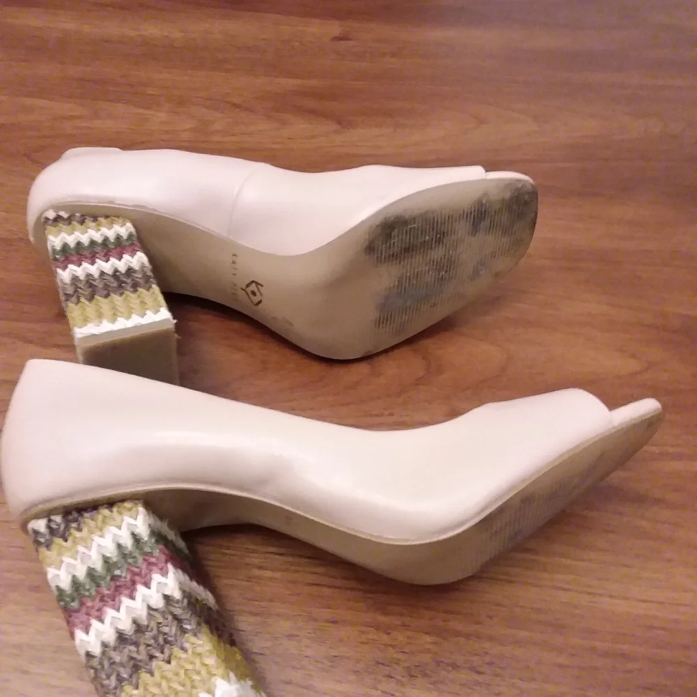 Katy Perry shoes - Picture 6 of 11
